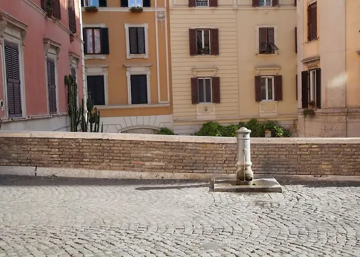 Splendido Nel Centro Di , Monti